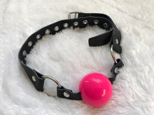 Sex Kitten Silicone Ball Gag Review