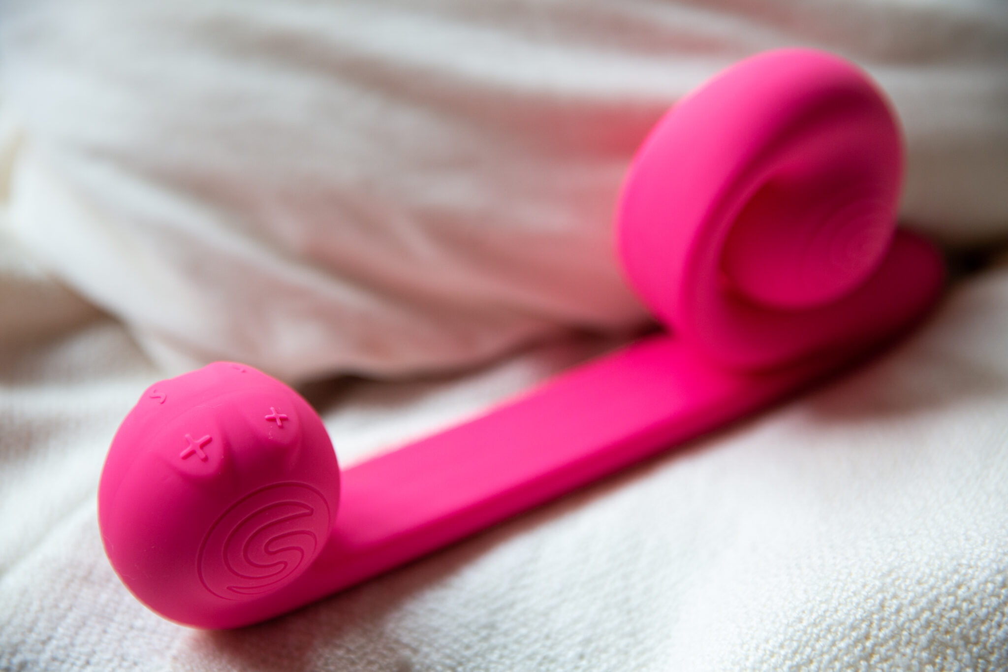 A close-up image of the Snail Vibe's rounded heads and multi-power control.